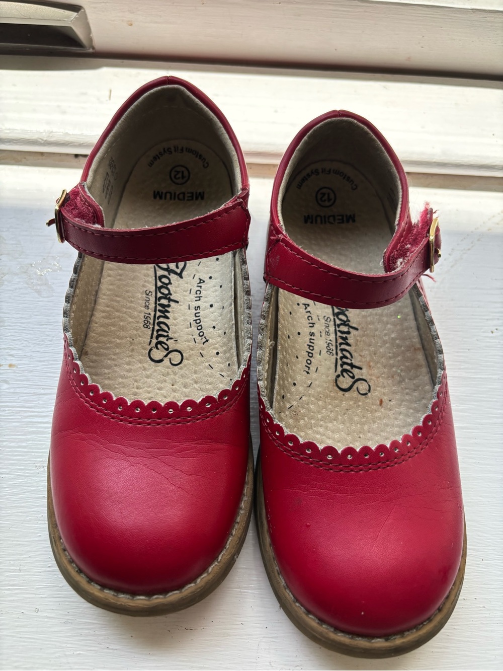 Footmates Scalloped Mary Jane (Red)